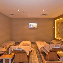 Couples treatment room(s), body treatments, hot stone massages