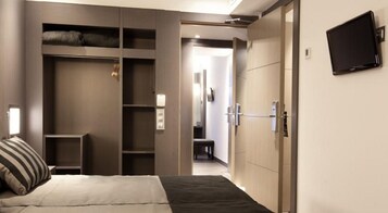 In-room safe, desk, laptop workspace, soundproofing