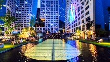 Thành phố nhìn từ nơi lưu trú