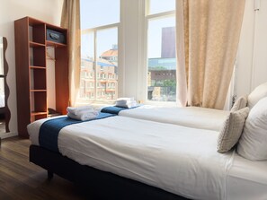 Comfort-Zweibettzimmer, Kanalblick