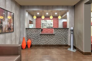 Lobby - Super 8 by Wyndham Karnes City (Karnes City)