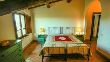 Apartment, 2 Bedrooms (4 people) | Iron/ironing board, free WiFi, bed sheets