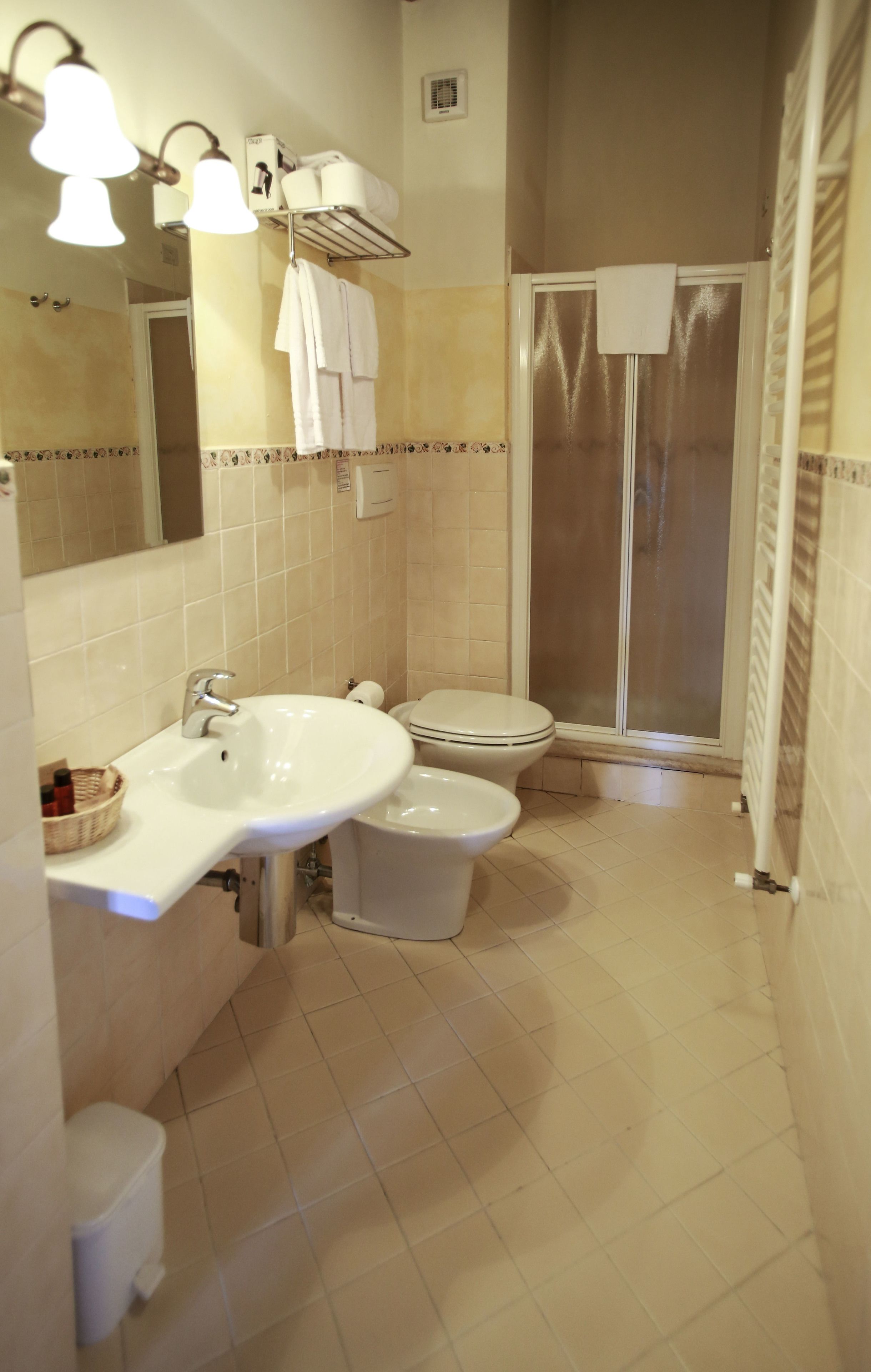 Foto - Fattoria Abbazia Monte Oliveto