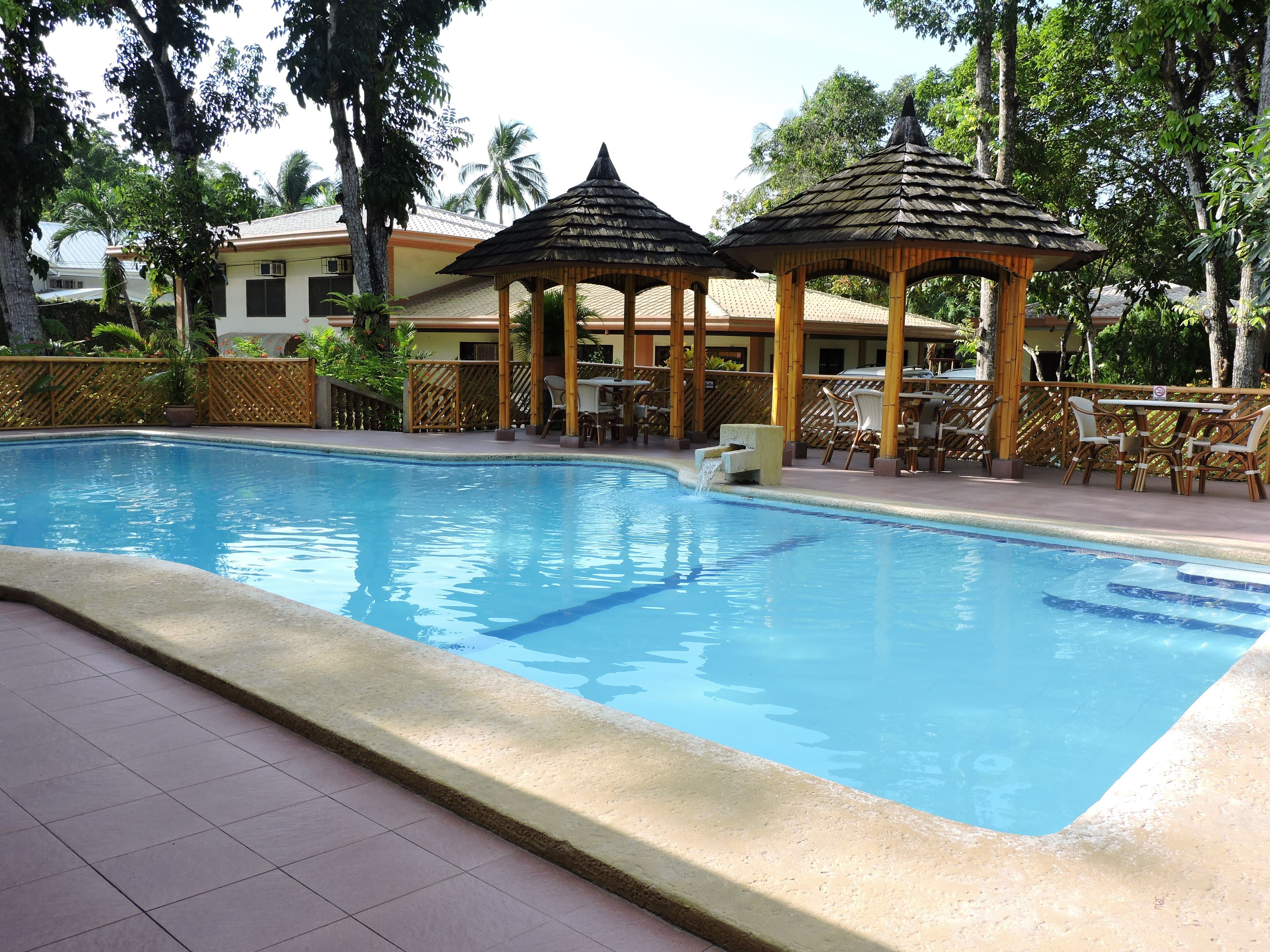 outdoor pool, pool umbrellas