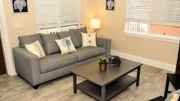 40-inch LCD TV with cable channels, TV