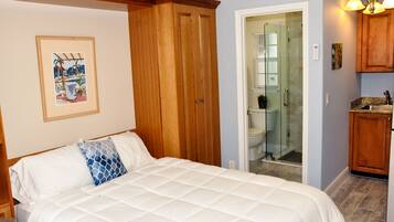 Individually decorated, individually furnished, iron/ironing board