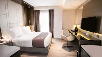 Fantastic Queen | Minibar, in-room safe, desk, rollaway beds