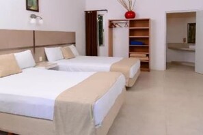 1 bedroom, premium bedding, desk, bed sheets - Villas Bambú by Isa (Chetumal)