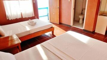 Soundproofing, free WiFi, bed sheets