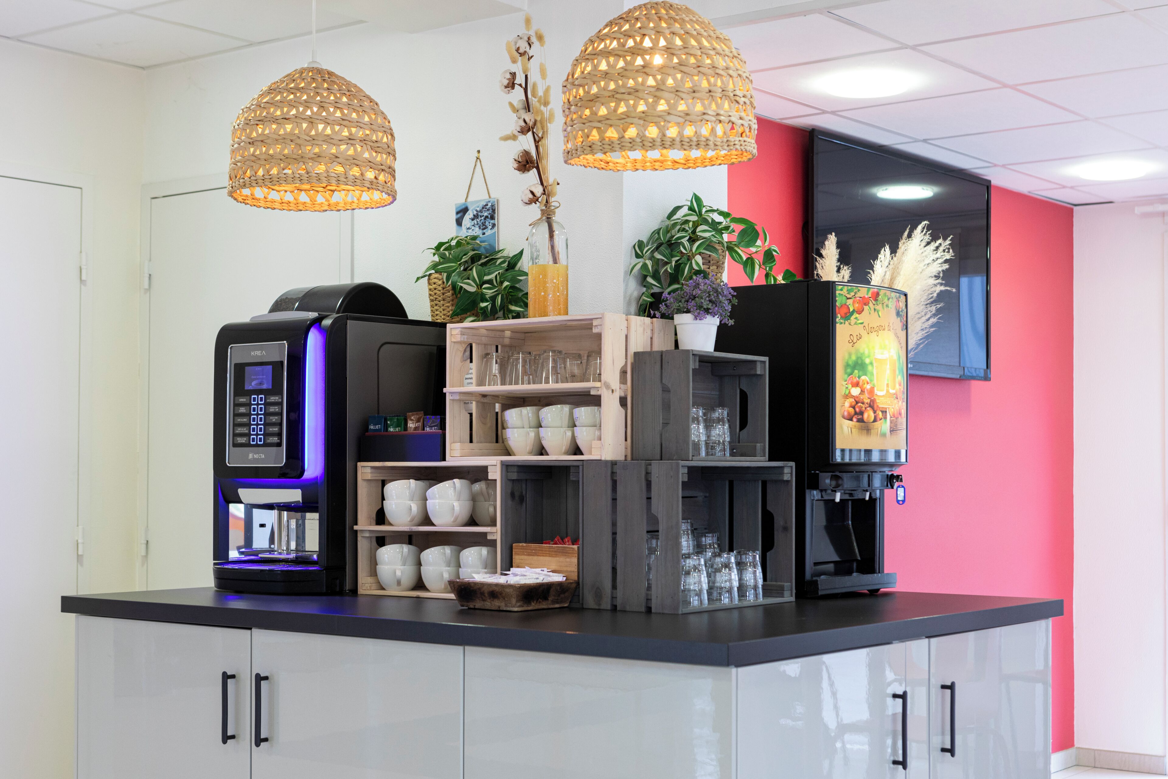 每日供應歐陸早餐 (每人 EUR8.9)