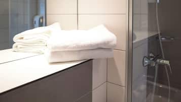 Comfort Double Room | Bathroom | Shower, hair dryer, towels