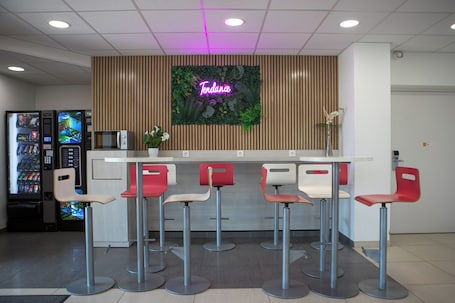 Lobby. The Originals ACCESS Tendance Hôtel