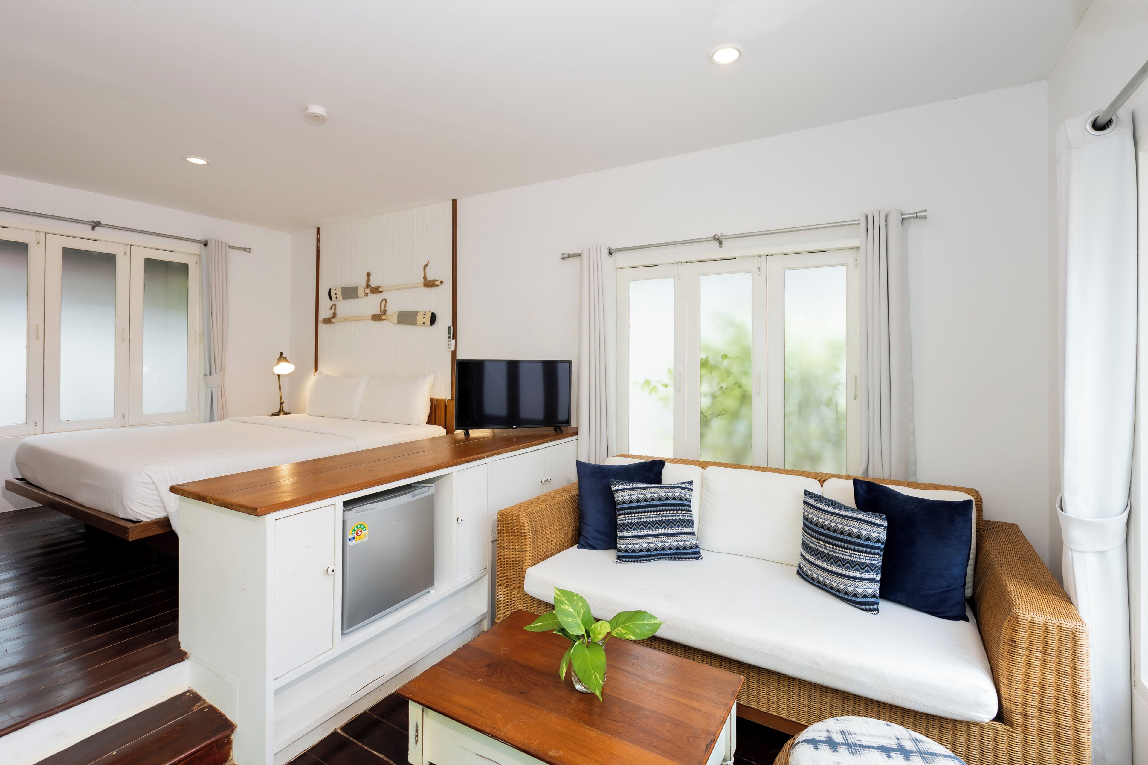 Studio Signature | Minibar, coffres-forts dans les chambres, bureau