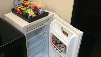 Deluxe Double Room | Mini fridge