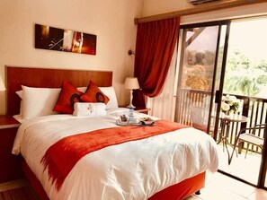 Superior-rum | Minibar, individuell inredning, skrivbord och gratis wi-fi