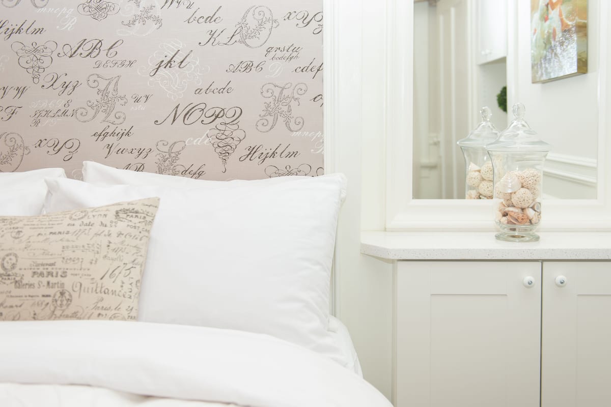 Room, 1 Queen Bed | 1 bedroom, free WiFi, bed sheets