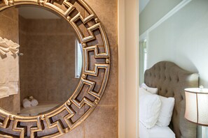 Suite Deluxe, 1 llit de matrimoni i sofà llit, cuina (Master Suite) | Wifi gratuïta i roba de llit 