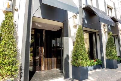 Esplendor by Wyndham Buenos Aires Plaza Francia