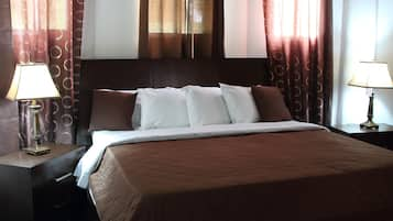 Deluxe Suite | Down duvets, Select Comfort beds, individually decorated