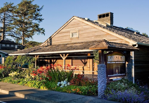 Cannon Beach Hotel Collection
