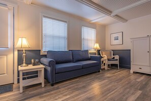 McBee Cottage - Grand Queen (Pet and child friendly) | Living area | 32-inch flat-screen TV with cable channels, TV, DVD player