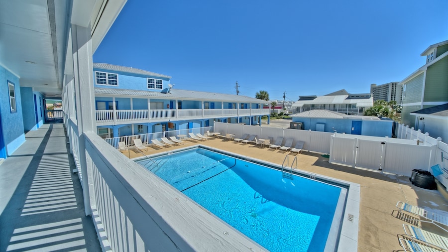 Aqua View Motel