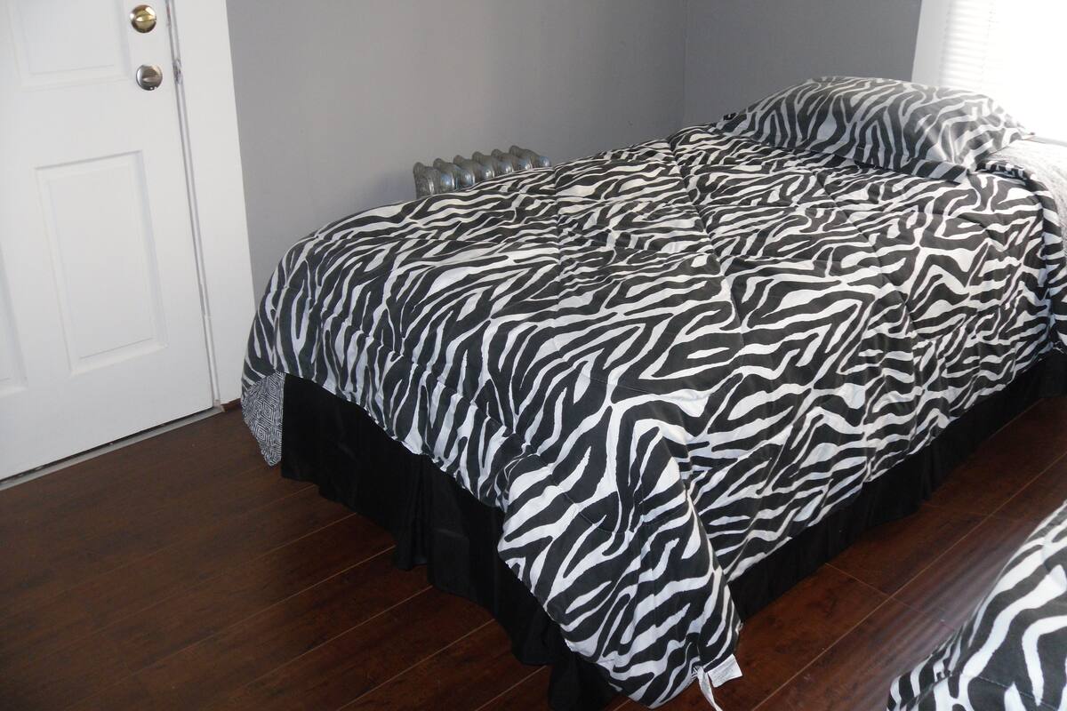 Standard-Einzelzimmer, Gemeinschaftsbad