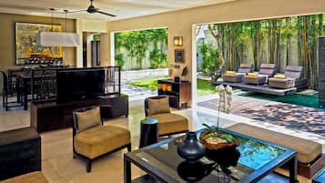 1 kamar tidur, seprai premium, minibar gratis, dan brankas
