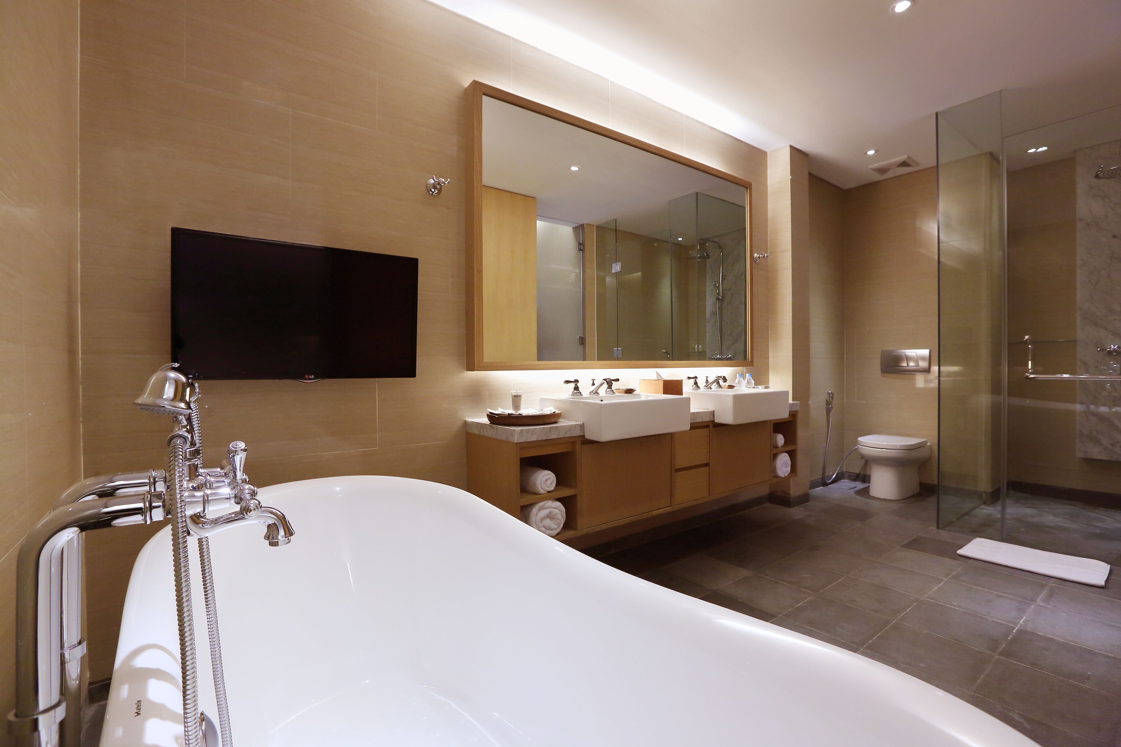 Photo - Ossotel Legian Bali