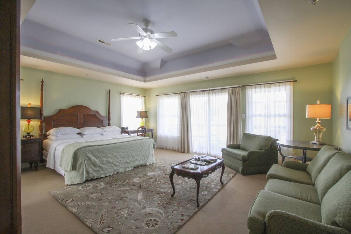 Room (Avamere) | Premium bedding, desk, laptop workspace, blackout drapes