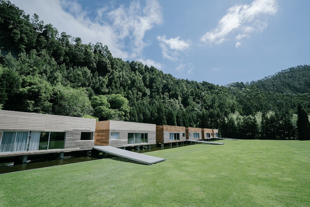 Photo of Furnas Lake Forest Living