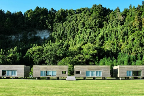 Furnas Lake Forest Living