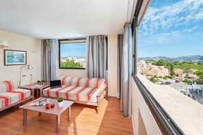 Télévision LCD de 36 pouces avec chaînes par câble, télévision