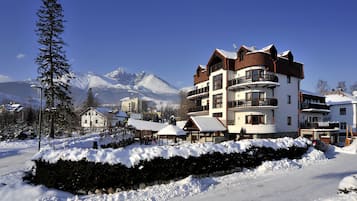 Mặt tiền nơi lưu trú