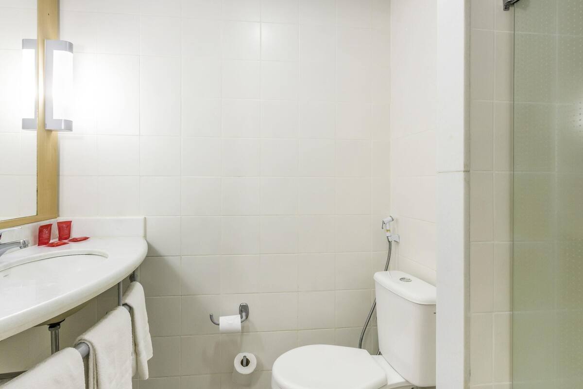 minibar, desk, soundproofing, free cots/infant beds