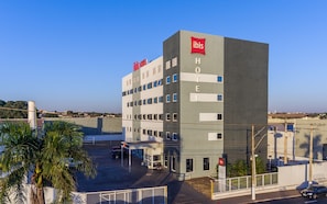 Front of property - Ibis Barretos (Barretos)