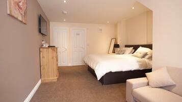 Premium Double or Twin Room, Ensuite