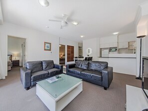 Two Bedroom Apartment with Study | Living area | 50-inch TV with digital channels - Inn on the Park Apartments (Toowong)