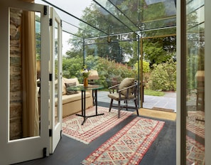 1 soverom, safe på rommet, individuelt dekorert og individuelt innredet