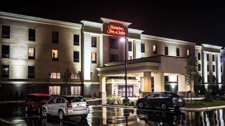 Hampton Inn & Suites Lansing West