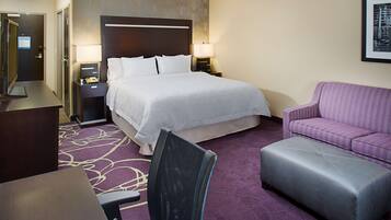 Desk, free cribs/infant beds, free WiFi, bed sheets