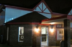 Exterior - Affordable Hotel (Decatur)