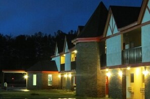 Exterior - Affordable Hotel (Decatur)