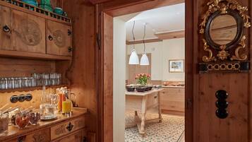 Petit déjeuner buffet compris tous les jours