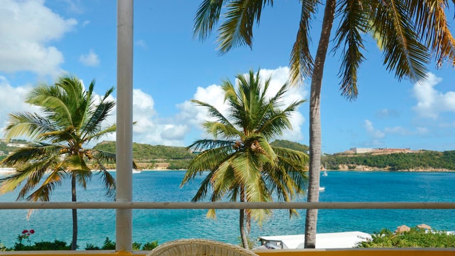 Lindbergh Bay Hotel and Villas