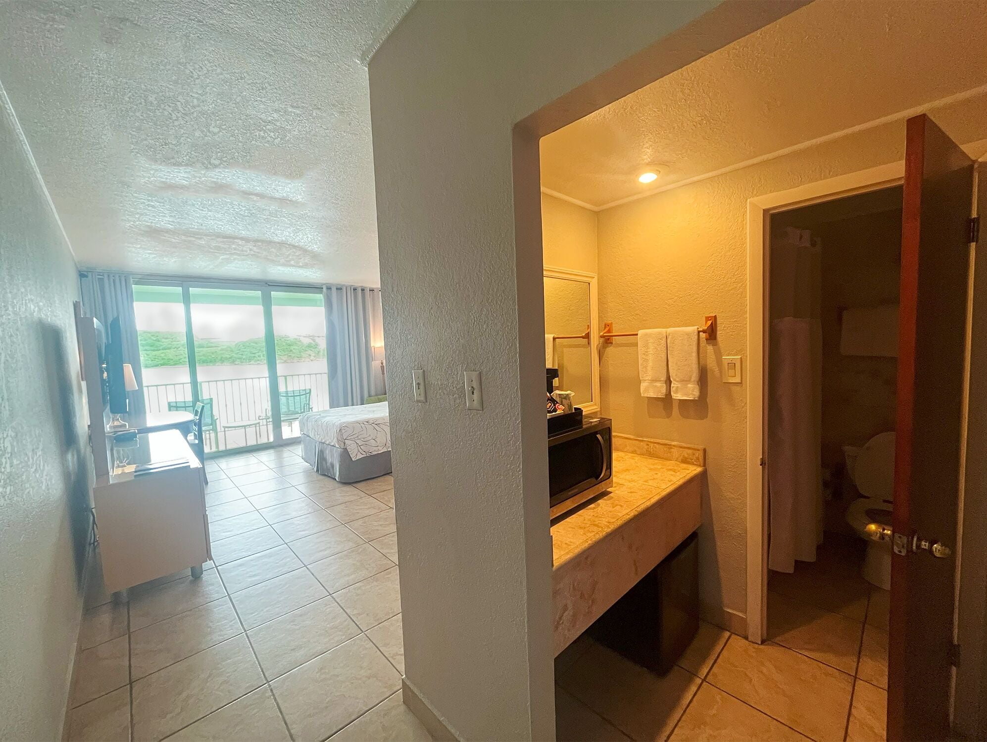 deluxe room, 2 double beds, ocean view (seawing) | bathroom | shower, hair dryer, towels