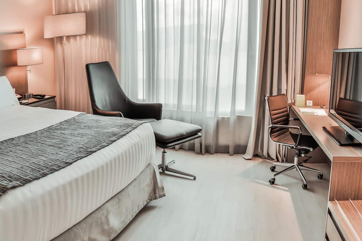 1 slaapkamer, luxe beddengoed, donzen dekbedden, een minibar