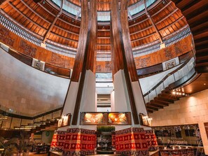 3 restaurants, breakfast, lunch, dinner served; Asian cuisine - Sofitel Bali Nusa Dua Beach Resort (Nusa Dua)