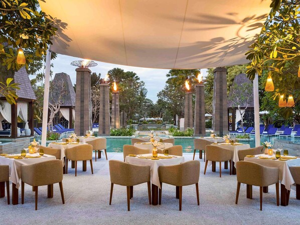 3 restaurants; breakfast, lunch, dinner, and brunch served - Sofitel Bali Nusa Dua Beach Resort (Nusa Dua)