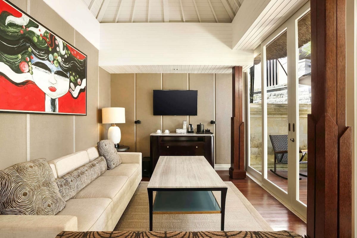 Sängtillbehör av högsta kvalitet, duntäcken och minibar